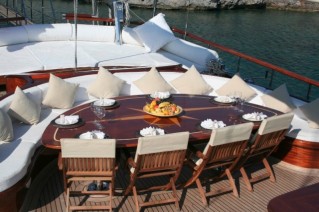 Caner IV -  Al Freso Dining